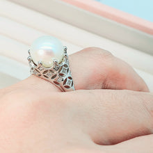 Load image into Gallery viewer, Large Freshwater Cultured Pearl Ring, Sterling Silver