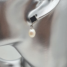 Load image into Gallery viewer, Freshwater Cultured Pearl Clover Set, Sterling Silver