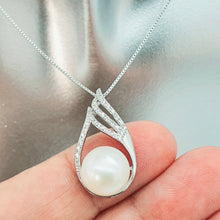 Load image into Gallery viewer, Bridal Freshwater Jewellery Teardrop Set, Sterling silver