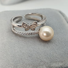 Load image into Gallery viewer, Round Freshwater Pearl Butterfly ring, sterling silver