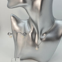 Load image into Gallery viewer, Freshwater Cultured Pearl Queen Set, Sterling silver