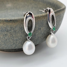 Load image into Gallery viewer, Green Crystal & Freshwater Pearl Oval Earring, Sterling Silver