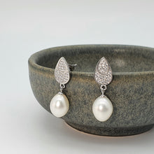Load image into Gallery viewer, Freshwater Pearl Teardrop Earring, Sterling Silver