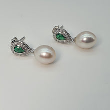 Load image into Gallery viewer, Freshwater Cultured Pearl Green Oval Set, Sterling silver