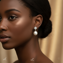 Load image into Gallery viewer, Flower Design &amp; Rice Freshwater Pearl Earring, Sterling Silver
