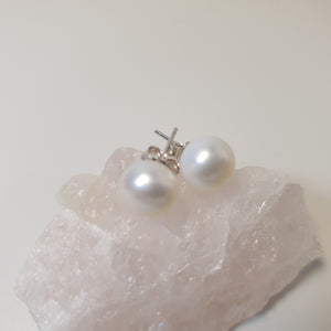 Freshwater cultured pearl (6mm) stud earrings, Sterling Silver