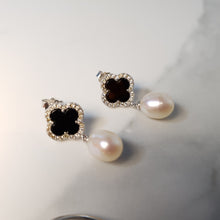 Load image into Gallery viewer, Freshwater drop culured pearl earrings, Sterling Silver
