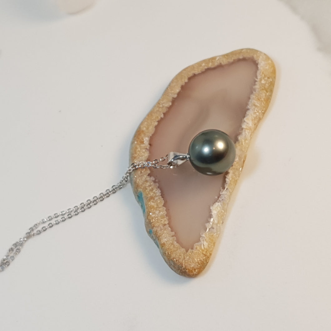 Tahitian Pearl Pendant + Chain, 18K White Gold Chain