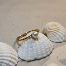 Load image into Gallery viewer, Freshwater Pearl Golden Ring, Sterling Silver
