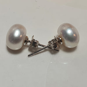 White Freshwater Pearl Stud, Sterling silver