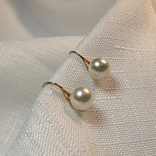 Load image into Gallery viewer, Akoya Cultured Pearl Earrings, Yellow Gold
