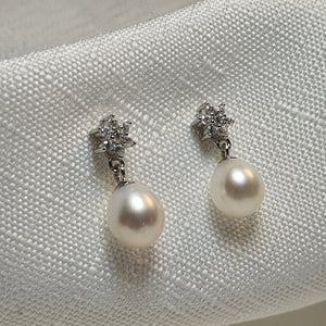 Flower Design & Rice Freshwater Pearl Earring, Sterling Silver