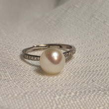 Load image into Gallery viewer, Round Freshwater Pearl Ring, Sterling Silver
