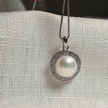 Load image into Gallery viewer, Freshwater Pearl Pendant &amp; Chain, Sterling Silver
