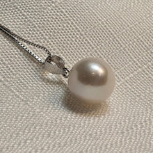 Load image into Gallery viewer, White Baroque Pearl Pendant and Chain, Sterling Silver, Amispearl
