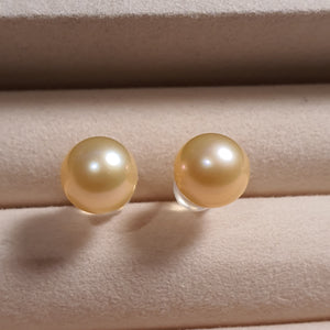 Freshwater Cultured Multi-colour Pearl Stud Earring, 18k Gold