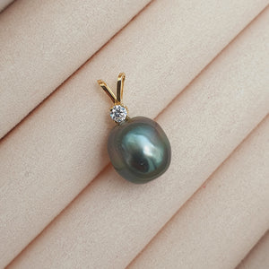 French Tahitian Baroque Pearl, 18k Yellow Gold Jewellery 9mm