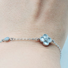 Load image into Gallery viewer, Small Mother of Pearl Clover Bracelet, silver jewellery

