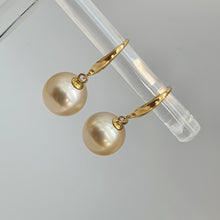 Load image into Gallery viewer, Large Golden South Sea Pearl Earring, Yellow Gold
