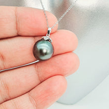 Load image into Gallery viewer, Tahitian Cultured Pearl Pendant + Chain, 18K White Gold
