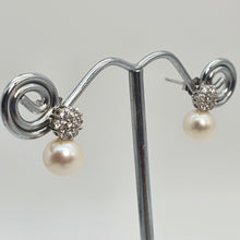 Load image into Gallery viewer, Round Freshwater Pearl Floral Earring, Sterling Silver
