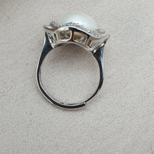 Load image into Gallery viewer, Large Freshwater Pearl ring, sterling silver
