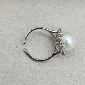 Large Freshwater Pearl ring, sterling silver