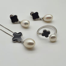 Load image into Gallery viewer, Freshwater Cultured Pearl Clover Set, Sterling Silver

