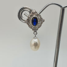 Load image into Gallery viewer, Blue Crystal &amp; Freshwater Pearl Earring, Sterling Silver
