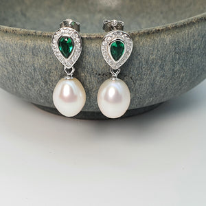 Freshwater Cultured Pearl Green Oval Set, Sterling silver